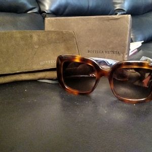 Bottega Veneta*Limited Edition*BV 1000/S